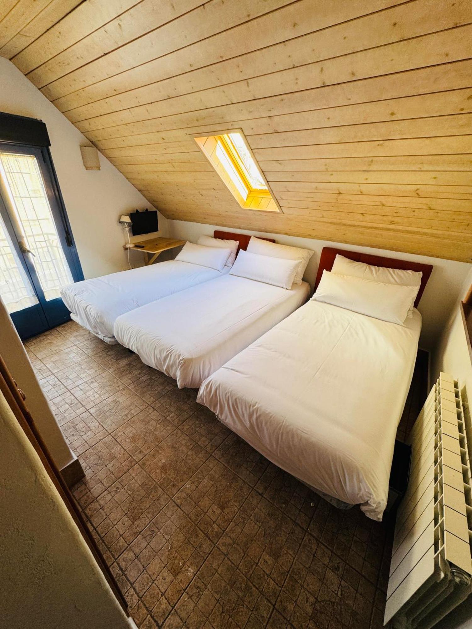 Hostal Nau Pradets Вьелья Экстерьер фото